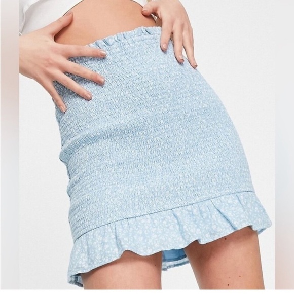 A&F Floral smocked skirt - Picture 2 of 4